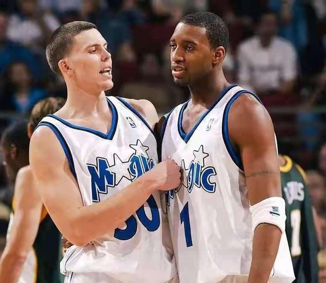 电话中与各 电话中与各